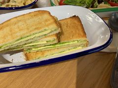 -HELLO 27 意面·沙拉·帕尼尼