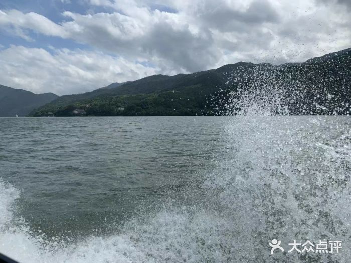 严子陵钓台(富春江小三峡)图片