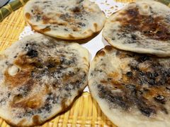 梅菜干烧饼-江南韵·无锡太湖文化体验餐厅(凤凰天街店)