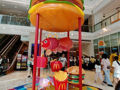 -麦当劳(假日广场店)