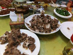 -苏莱特色牛骨滩羊手抓馆(长城东街总店)