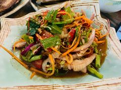 舂鸡脚-纳兰傣雀傣味餐厅