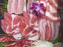 -GOGIYA·咕叽吖韩国传统烤肉店(东方新天地店)
