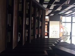 钟书阁-钟书阁(松江泰晤士小镇店)