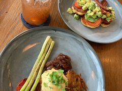 -ROAST coffee & eatery