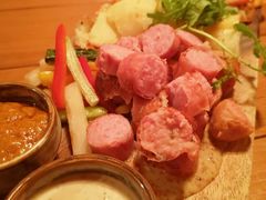 -斯普汇生蚝牛排馆(中骏世界城店)