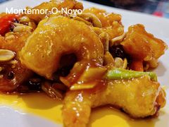宫爆虾球-烤肉季饭庄