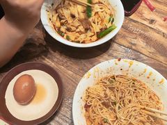 重庆碗杂小面-周小波重庆小面·重庆名小吃(邹容路店)