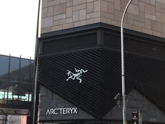 -ARC'TERYX始祖鸟(北京王府中环店)
