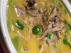-鸽子侯·家宴·平价海鲜(市图书馆店)