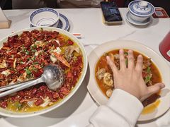 -禄鼎记·排队俩小时都要吃的酸菜鱼(石牌桥店)