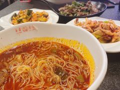-金龙烧烤·牛肉面(西塔店)