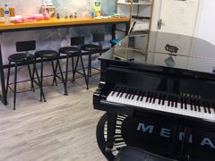 -梅纳·钢琴声乐架子鼓Mena Music(双井店)