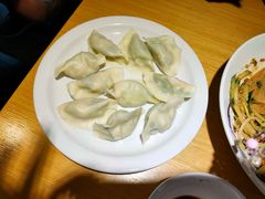 -关东小磨东北菜(上海长风大悦城店)