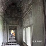 我觉得唯一值得看的是那个巴肯山吧 人又多,逛起来剧热