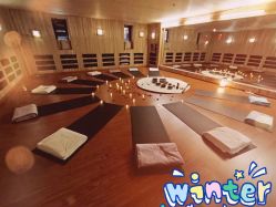 -威思丽高温瑜伽会馆