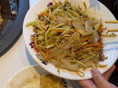 -咱屯子铁锅炖直营店(保利店)