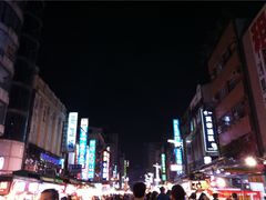-六合夜市