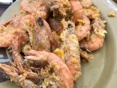 咸蛋黄炒虾-贞姨美食·老字号海鲜大排档