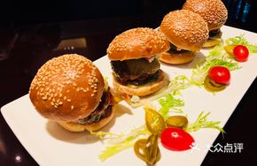 Spicy Chicken Leg Mini Burger