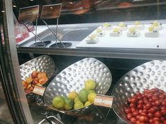 -宝利来国际大酒店-凤凰阁旋转餐厅