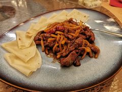 酸萝卜牛肉配饼-海尔洲际酒店天下一品中餐厅