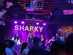 -鲨鱼美式餐厅酒吧Sharky