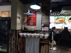 -陆记牛庄·碳锅龙虾烧烤(爱上花园店)