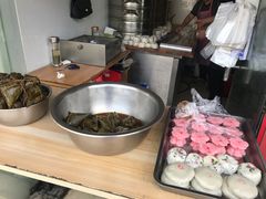 -钱记包子糕团