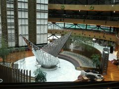 -上海滴水湖皇冠假日酒店