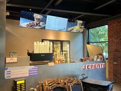 -J Create城市露营咖啡·简餐·宠物(上海动物园店)
