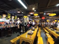 -八一路好吃街(雨田商务大厦店)