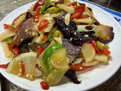 腊肉炒酸笋-文杰餐馆(南洪时尚风情街店)