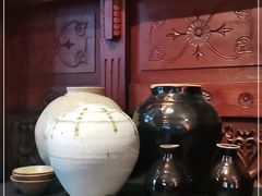 -Nathalie Djurberg与Hans Berg“牛皮纸包裹的月亮”-Prada荣宅当季展览