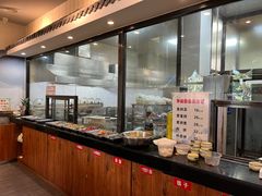 自助取餐区-华盛园卷子王农家菜水库鱼
