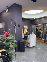 -藤野造型烫染·漂发