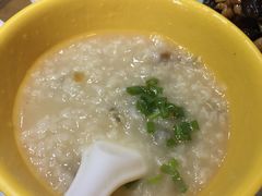 皮蛋瘦肉粥-粥公粥婆精品家常菜(青龙桥店)