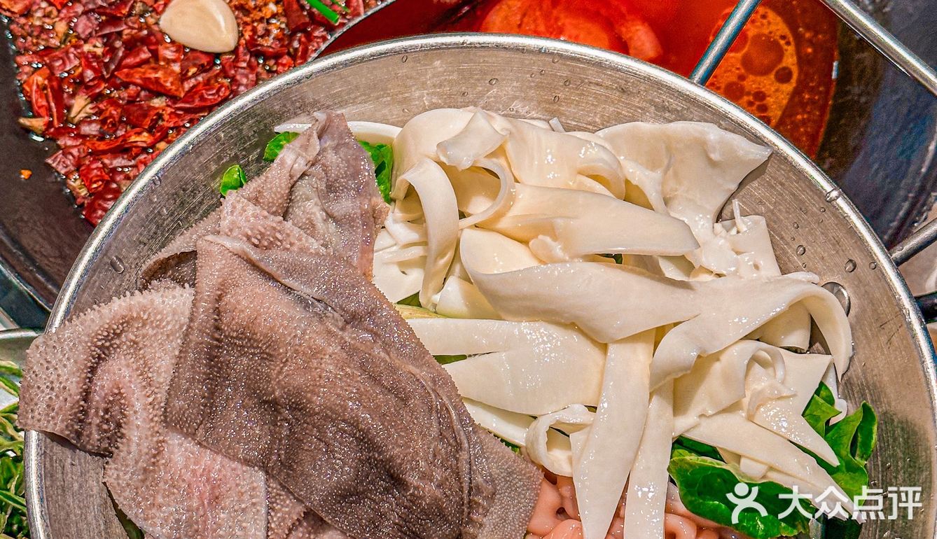 在杭州！吃到了jujuju辣无比的正宗重庆火锅🍲！！