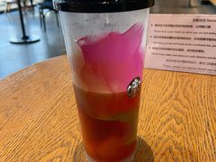 -星巴克(洛阳中州路王府井店)