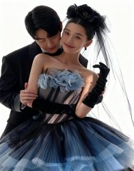 -喜爱高定婚纱摄影