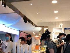 -CoCo都可(湖滨银泰店B区店)