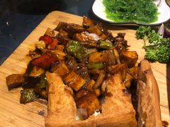 吐司面包黑椒牛仔粒-梁溪河畔·吉府花园(南长街南下塘店)