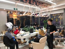 -V+SALON造型