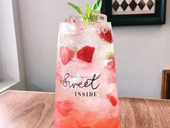 -柯斗斗主题餐厅·狗咖·围炉煮茶·茶饮(国瑞升平里店)