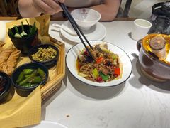 -丁里羊肉小镇(天鹅湖总店)
