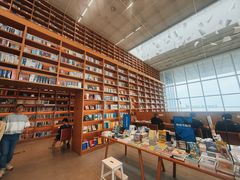 -朵云书院(滴水湖店)