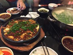 英子狗肉馆-英子补身汤(海兰路店)