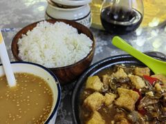 -天天向上素食餐厅(五台山店)