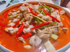 自贡仔姜牛蛙-小河盐帮·私家菜·烤鸭(三元桥·霄云路店)