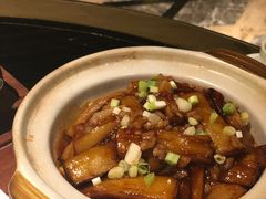 鲜腐竹鱼香茄子煲-北京四季酒店·采逸轩